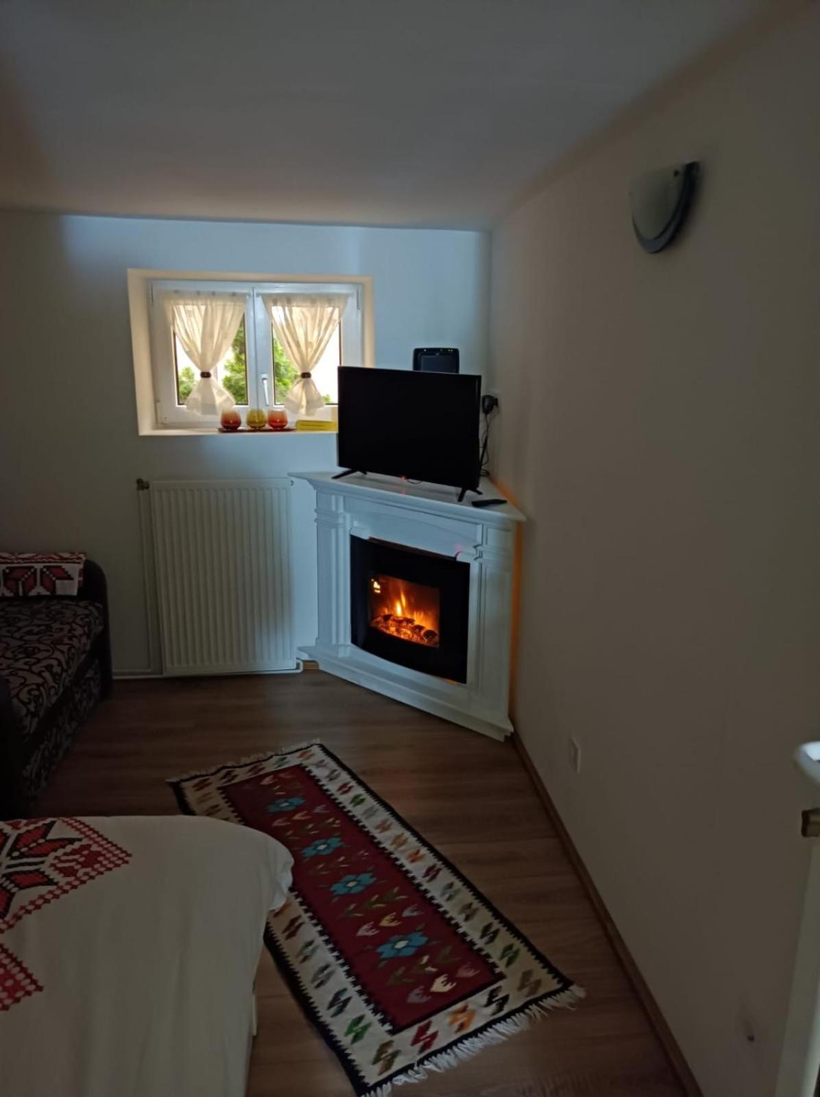 Republicii Rustic In Center Apartment Brasov