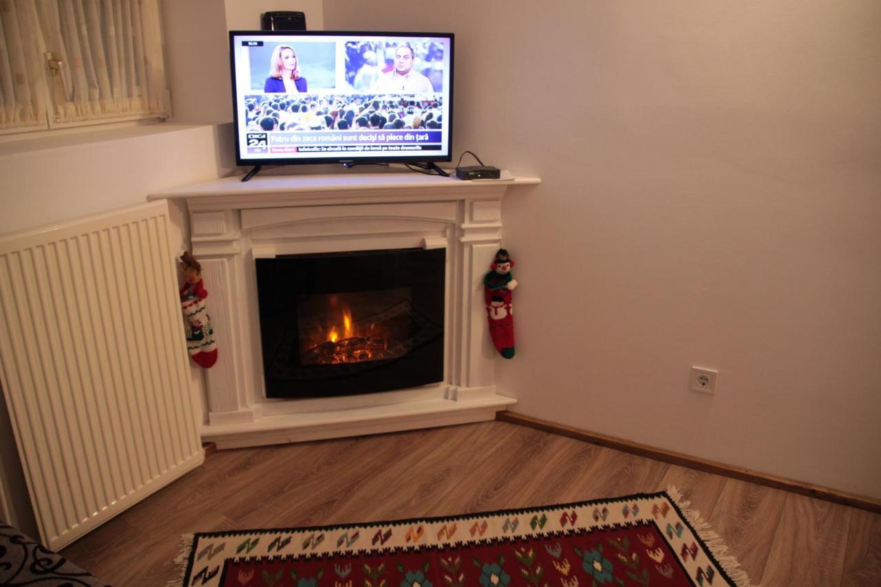 Republicii Rustic In Center Apartment *